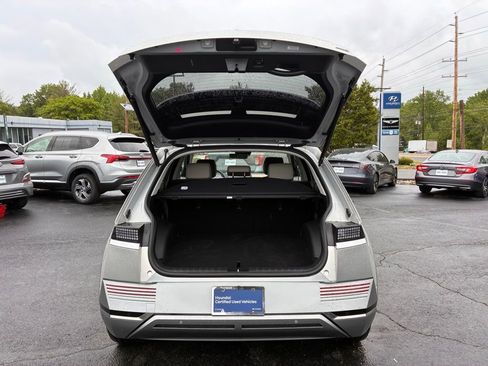 Used 2024 Hyundai Ioniq 5 Limited AWD/4WD image 12