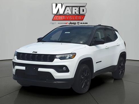New 2023 Jeep Compass Altitude w/ Sun and Sound Group image 1