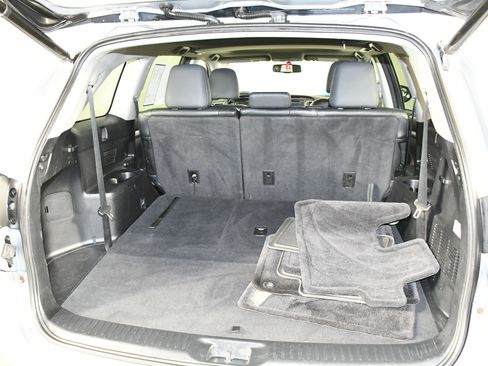 Used 2016 Toyota Highlander XLE image 49