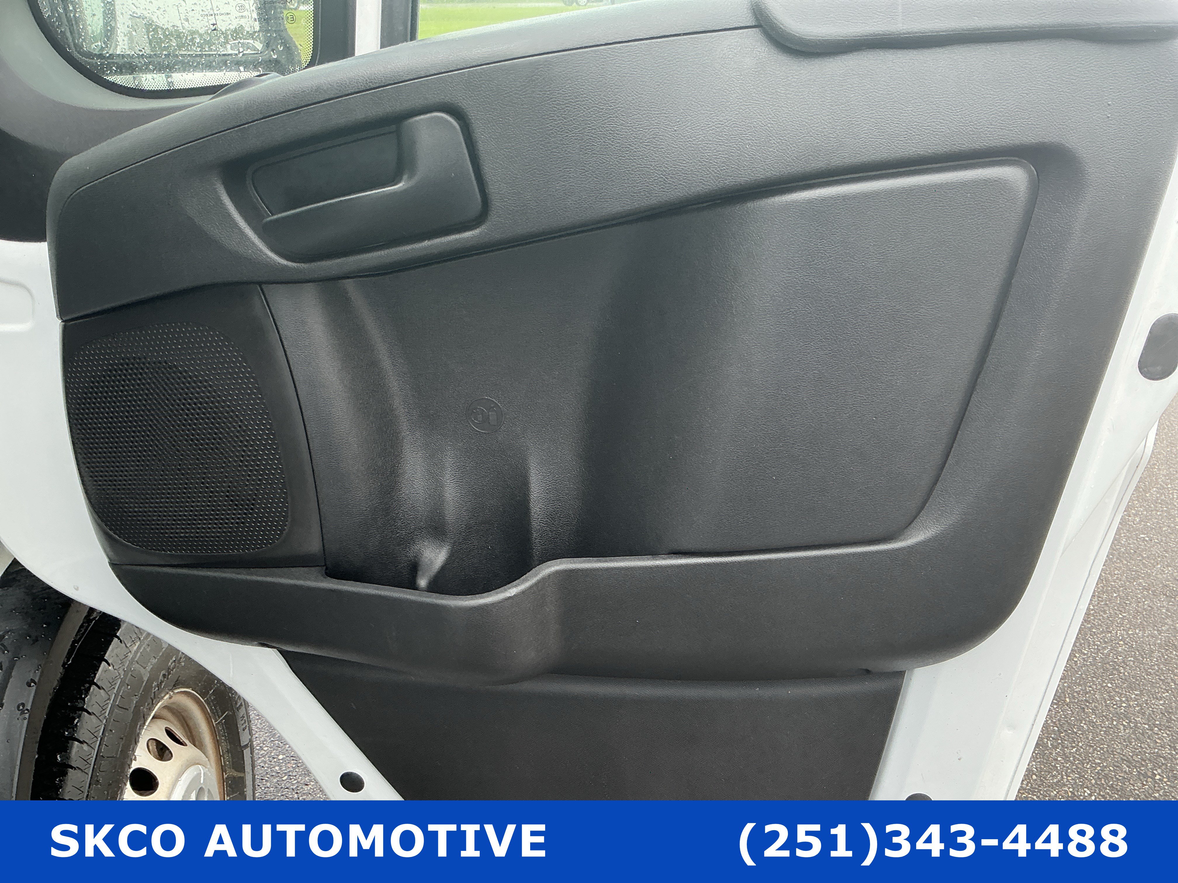 Used 2023 RAM ProMaster 2500 FWD image 12