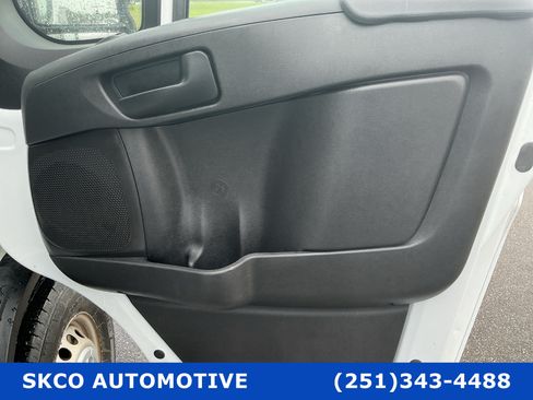 Used 2023 RAM ProMaster 2500 FWD image 12