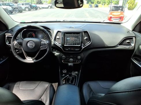 Used 2020 Jeep Cherokee Limited AWD/4WD image 13