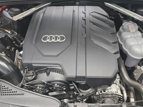 Used 2023 Audi A4 2.0T Premium w/ Convenience Package AWD/4WD image 8