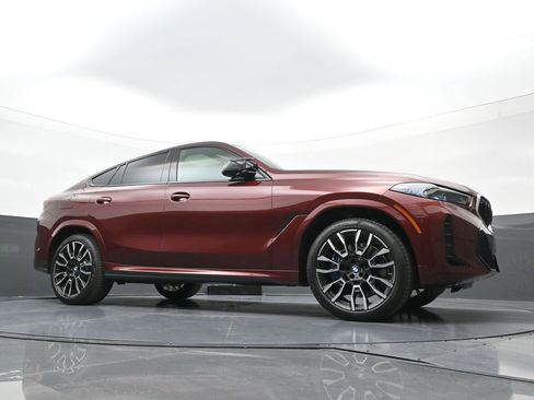 Used 2026 BMW X6 M60i image 23