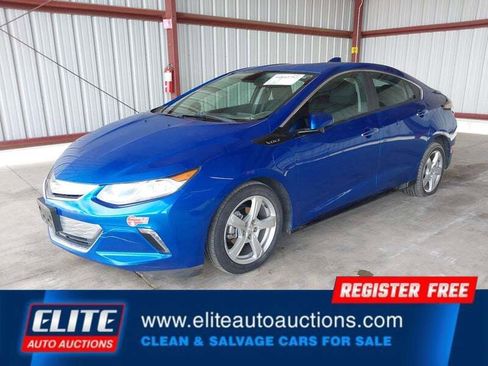 Used 2017 Chevrolet Volt LT w/ Comfort Package FWD image 3