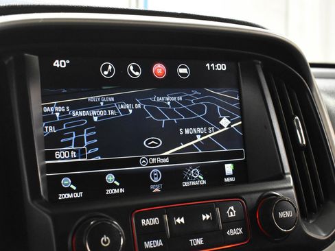 Used 2016 GMC Canyon SLT image 17