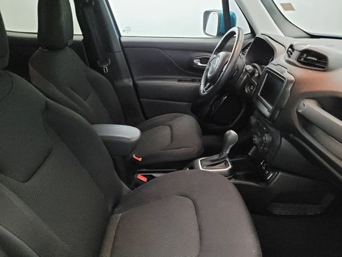 Used 2019 Jeep Renegade Altitude w/ Quick Order Package 22M image 21