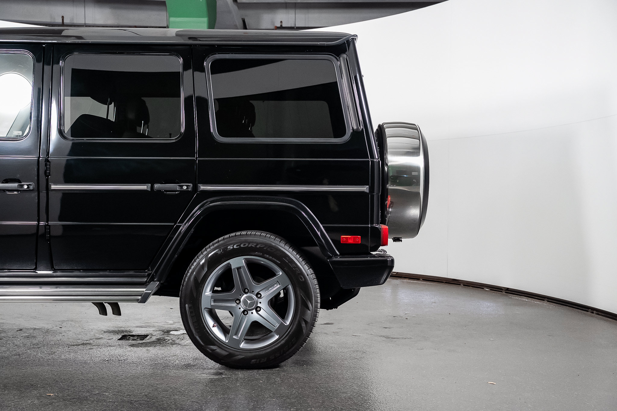 Used 2017 Mercedes-Benz G 550 image 19