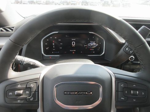 New 2026 GMC Sierra 2500 Denali w/ Denali Reserve Package image 19