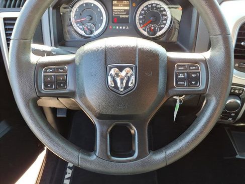 Used 2020 RAM 1500 Classic SLT AWD/4WD image 24