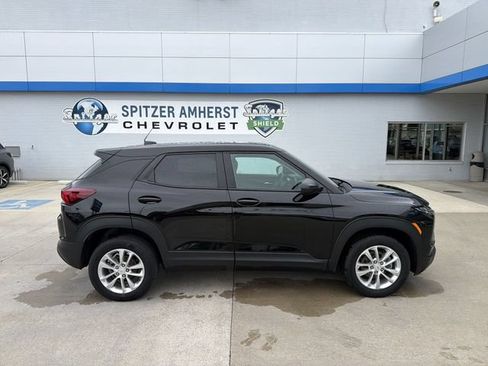 Certified 2025 Chevrolet TrailBlazer LS w/ LS Convenience Package AWD/4WD image 11