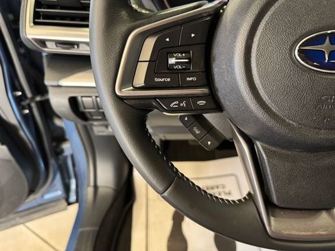 Used 2020 Subaru Forester Premium AWD/4WD image 11