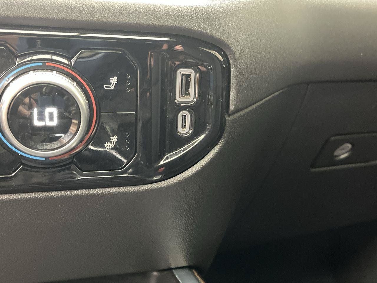 Certified 2024 GMC Sierra 1500 Elevation w/ Elevation Premium Package AWD/4WD image 26