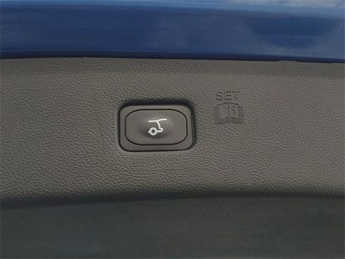 Certified 2022 Ford Edge SEL w/ Convenience Package image 8