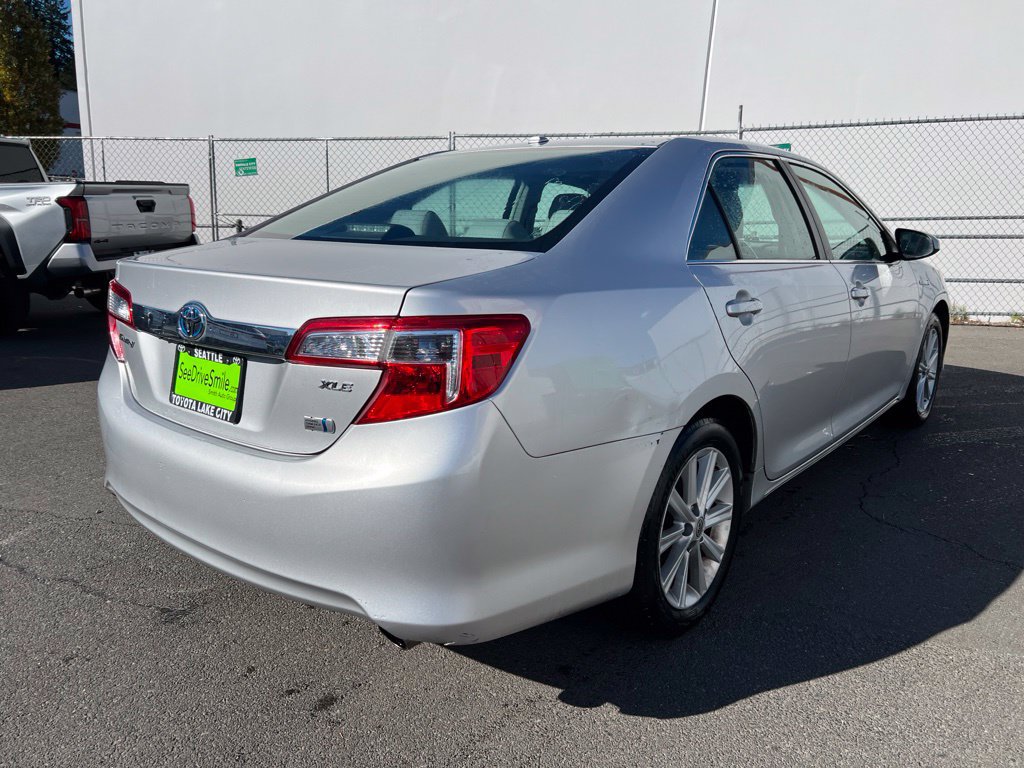 Used 2012 Toyota Camry XLE w/ Leather Pkg FWD image 4