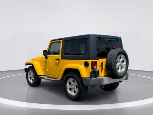 Used 2015 Jeep Wrangler Sahara w/ Connectivity Group AWD/4WD image 3