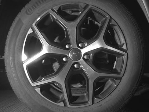 Used 2025 Jeep Compass Limited image 15