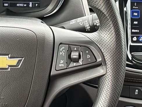 Used 2021 Chevrolet Trax LT image 14