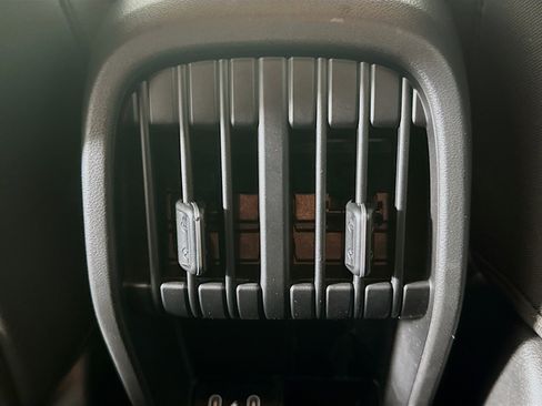 Used 2025 Hyundai Kona SEL image 27