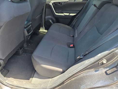 Used 2021 Toyota RAV4 LE w/ Carpet Mat Package (TMS) FWD image 12