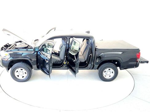 Certified 2021 Toyota Tacoma SR image 22
