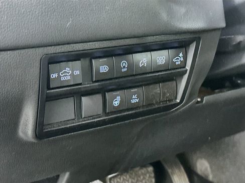 Used 2023 Toyota Tundra Limited AWD/4WD image 17