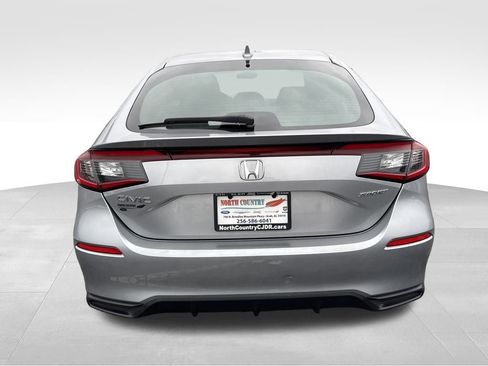 Used 2023 Honda Civic Sport image 4