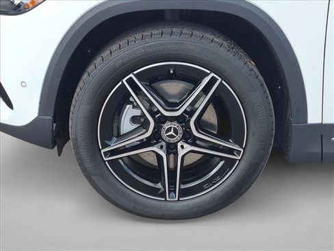 New 2026 Mercedes-Benz GLA 250 image 9
