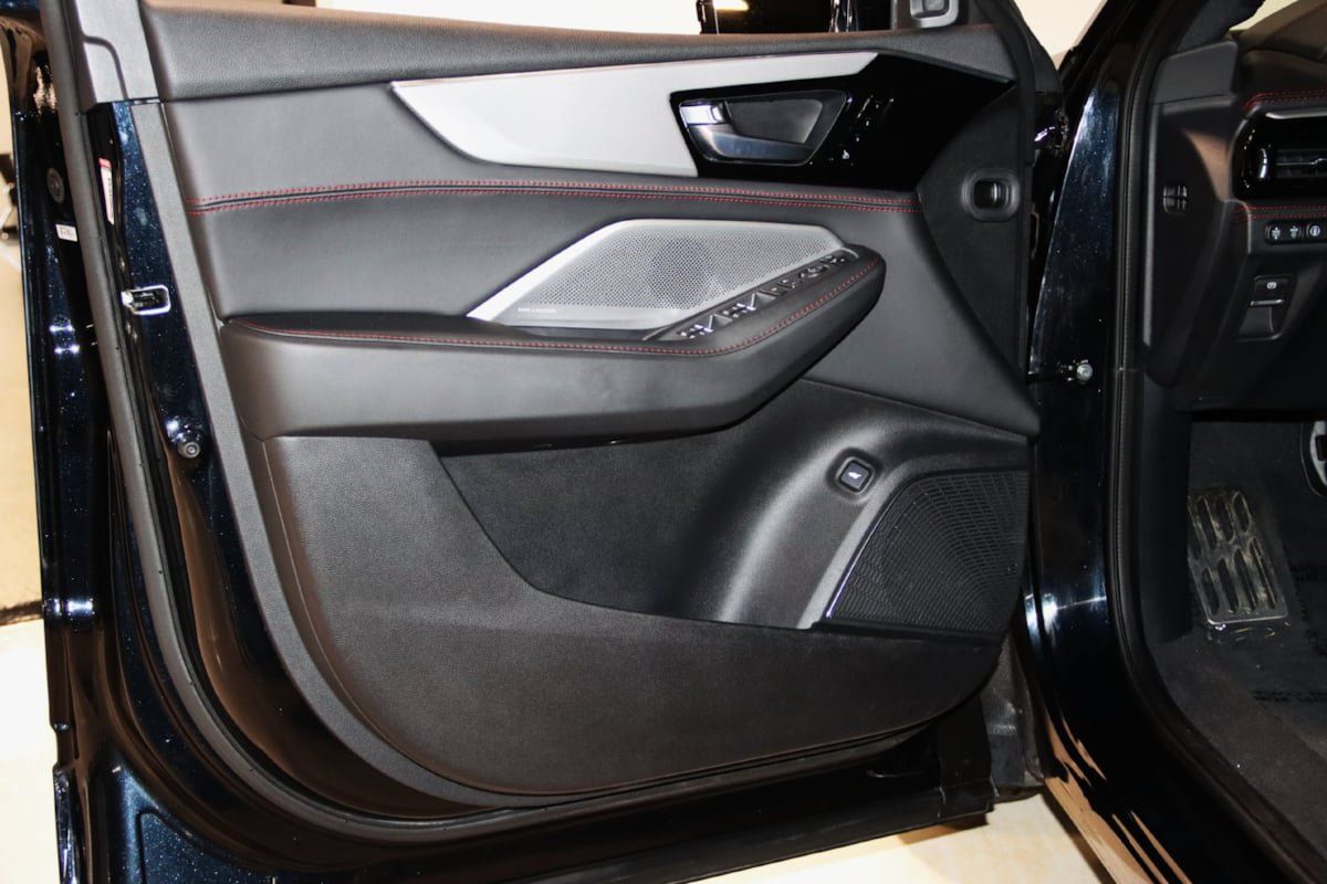 Used 2025 Acura MDX A-Spec w/ Advance Package AWD/4WD image 36