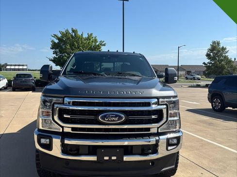 Used 2022 Ford F250 Lariat w/ Lariat Value Package AWD/4WD image 8
