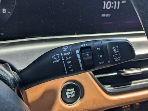 Used 2024 Kia Seltos EX FWD image 27