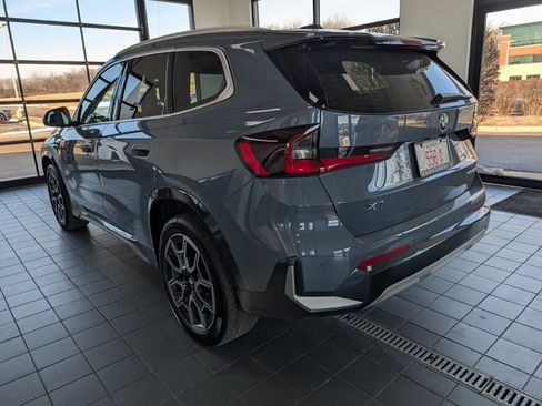 Used 2025 BMW X1 xDrive28i w/ Premium Package image 5