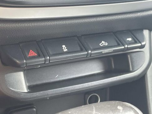 Used 2020 Chevrolet Colorado LT RWD image 20