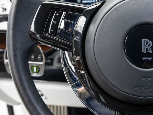 Used 2020 Rolls-Royce Phantom Extended Wheelbase RWD image 22