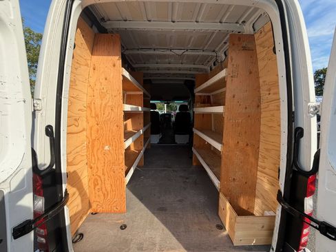 Used 2014 Mercedes-Benz Sprinter 2500 image 22