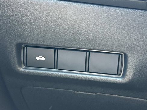 New 2026 Nissan Sentra SR w/ Floor Mat Package FWD image 23