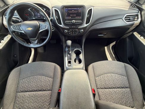 Used 2024 Chevrolet Equinox LT FWD image 17