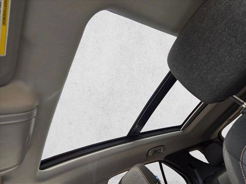 Used 2022 Chevrolet Equinox LT image 15