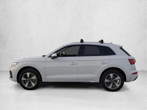 Used 2023 Audi Q5 2.0T Premium w/ Convenience Package AWD/4WD image 8