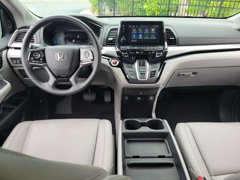 Used 2024 Honda Odyssey Touring image 15