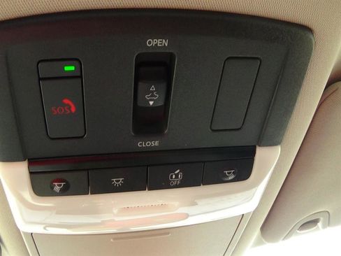 Used 2024 Nissan Altima 2.5 SV image 22