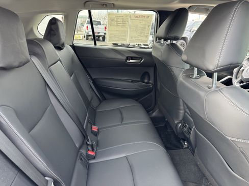 Used 2023 Toyota Corolla Cross XLE w/ Convenience Package image 36
