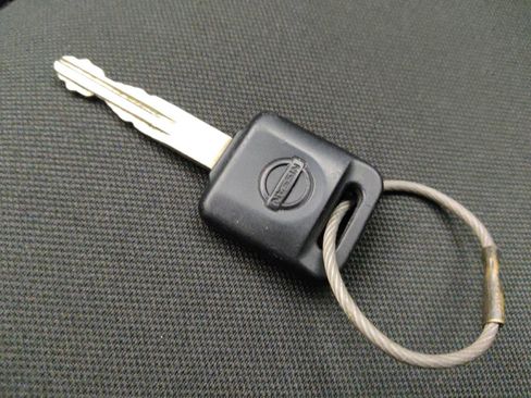 Used 2024 Nissan Versa S w/ S Plus Package FWD image 32