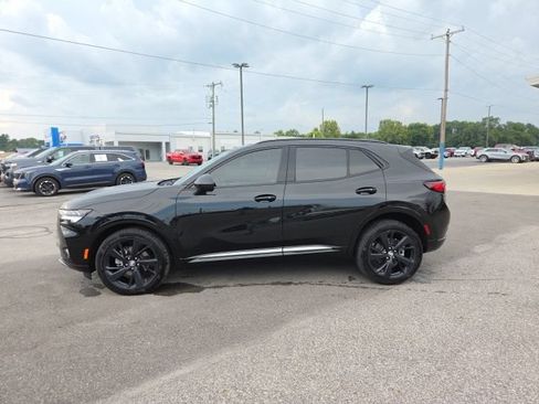 Used 2023 Buick Envision Essence w/ Sport Touring Package AWD/4WD image 8