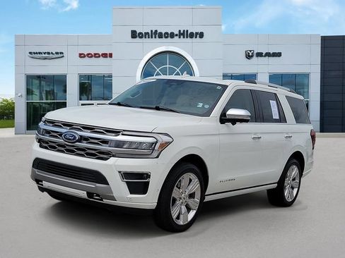 Used 2024 Ford Expedition Platinum AWD/4WD image 3