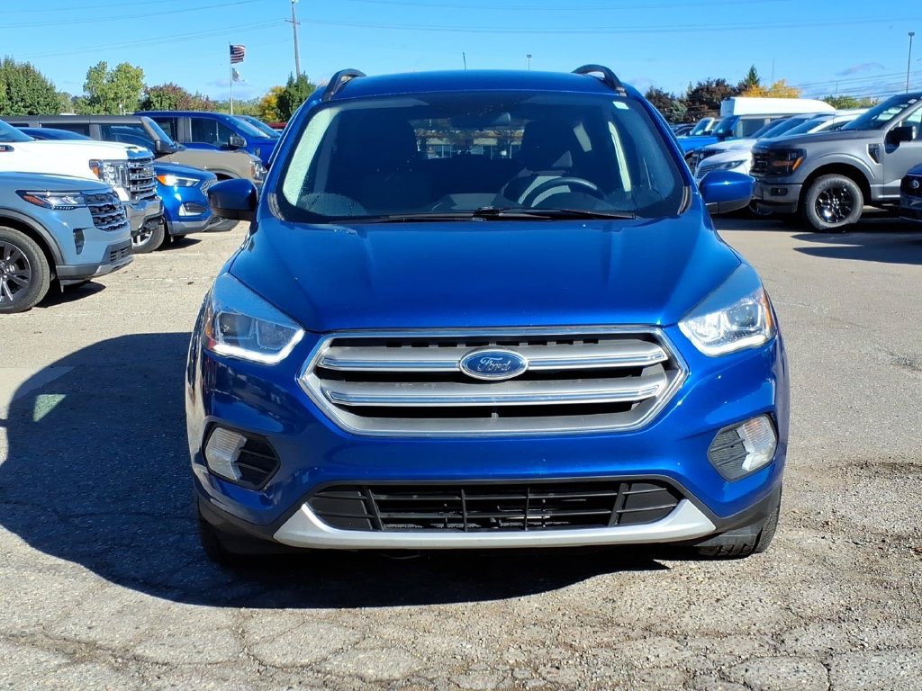 Used 2017 Ford Escape SE w/ Equipment Group 201A FWD image 8