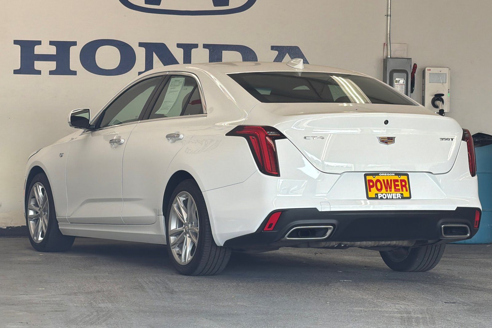 Used 2020 Cadillac CT4 Luxury w/ Sun And Sound Package RWD image 5
