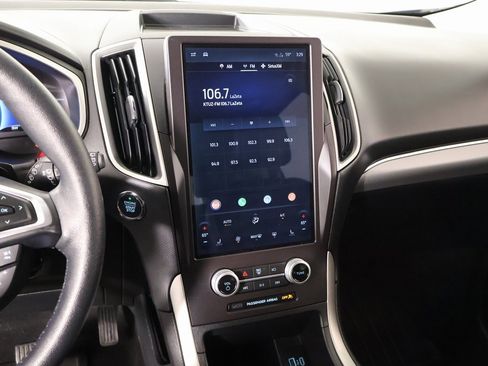 Used 2021 Ford Edge SEL w/ Cargo Accessory Package image 5