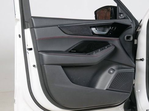 Used 2025 Acura MDX Type S AWD/4WD image 28