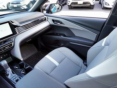 Used 2026 Toyota Camry SE w/ Multimedia Upgrade Package FWD image 21